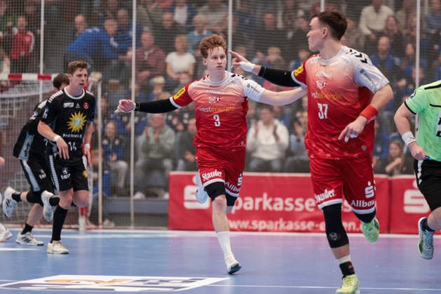 12.12.2025, Handball, Saison 2025 2026, 2. Handball Bundesliga, 15. Spieltag, TuSEM Essen - TuS N-Lübbecke, Felix Mart (TuSEM Essen) jubelt, Essen Am Hallo NRW Deutschland xRHR-FOTO DEx Copyright: DennisxEwert RHR-FOTOx RHR-FOTO DE