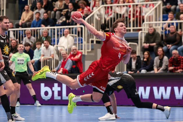 12.12.2025, Handball, Saison 2025 2026, 2. Handball Bundesliga, 15. Spieltag, TuSEM Essen - TuS N-Lübbecke, Felix Göttler (TuSEM Essen), Essen Am Hallo NRW Deutschland xRHR-FOTO DEx Copyright: DennisxEwert RHR-FOTOx RHR-FOTO DE