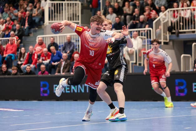 12.12.2025, Handball, Saison 2025 2026, 2. Handball Bundesliga, 15. Spieltag, TuSEM Essen - TuS N-Lübbecke, Finn Wolfram (TuSEM Essen), Essen Am Hallo NRW Deutschland xRHR-FOTO DEx Copyright: DennisxEwert RHR-FOTOx RHR-FOTO DE