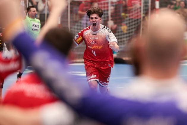 12.12.2025, Handball, Saison 2025 2026, 2. Handball Bundesliga, 15. Spieltag, TuSEM Essen - TuS N-Lübbecke, Felix Göttler (TuSEM Essen) jubelt, Essen Am Hallo NRW Deutschland xRHR-FOTO DEx Copyright: DennisxEwert RHR-FOTOx RHR-FOTO DE