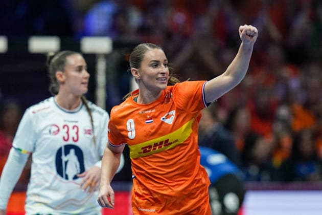 2025-12-12 Netherlands v Norway - IHF World Women s Handball Championship ROTTERDAM, NETHERLANDS - DECEMBER 12: Larissa Nusser of The Netherlands celebrates during the IHF World Women s Handball Championship match between Netherlands and Norway at Ahoy on December 12, 2025 in Rotterdam, Netherlands. Rotterdam Ahoy Netherlands Content not available for redistribution in The Netherlands directly or indirectly through any third parties. Copyright: xHenkxSeppenx