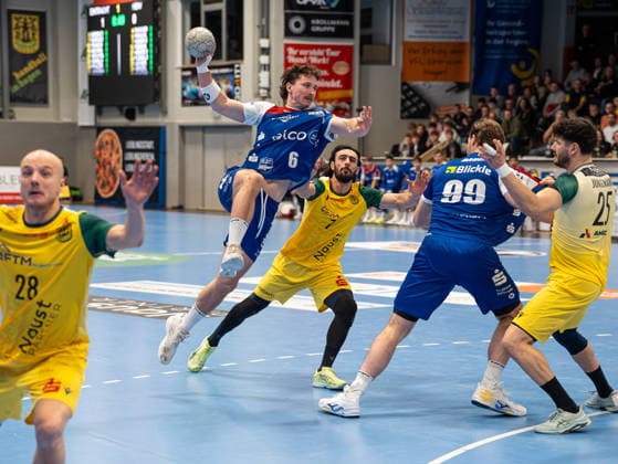 Mex Raguse (HBW Balingen-Weilstetten, 06) beim Torwurf VfL Eintracht Hagen vs. HBW Balingen-Weilstetten, Handball, 2. Bundesliga, 15. Spieltag, Saison 2025 2026, 12.12.2025 VfL Eintracht Hagen vs. HBW Balingen-Weilstetten, Handball, 2. Bundesliga, 15. Spieltag, Saison 2025 2026, 12.12.2025 Hagen Copyright: xEibner-Pressefoto DamianxKruczynx EP_DKI