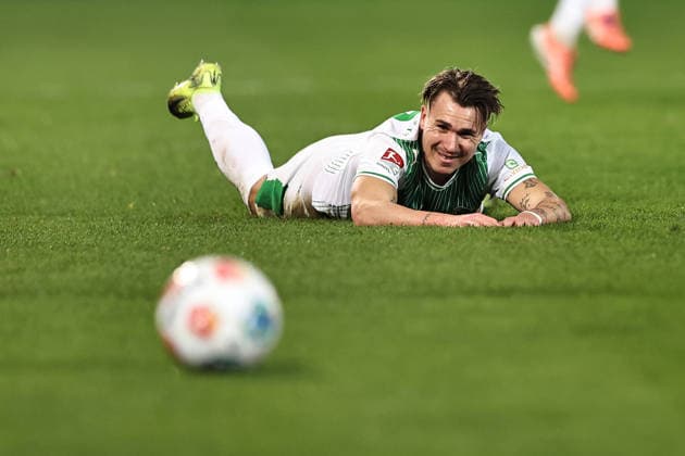 Felix Klaus, Fürth, im Hinrundenspiel der Saison 2025 2026 zwischen SpVgg Greuther Fürth und Hertha BSC Berlin (3:3) in Fürth; 12 12 2025; -