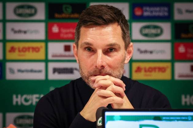 Cheftrainer Stefan Leitl (Hertha BSC Berlin) bei der Pressekonferenz, Spvgg Greuther Fuerth vs. Hertha BSC Berlin, Fussball, 2. Bundesliga, DFL, Saison 2025 2026, Hinrunde, 16. Spieltag, 12.12.2025 DFB regulations prohibit any use of photographs as image sequences and or quasi-video Fuerth Bayern Deutschland