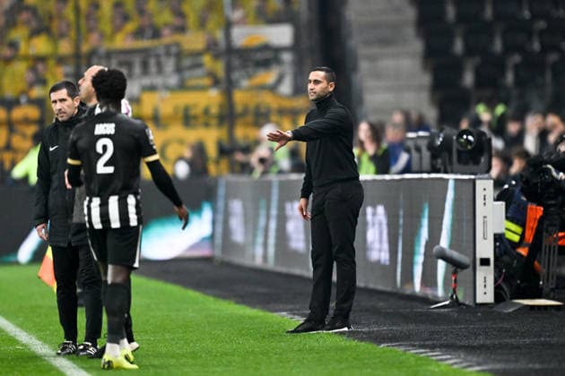 Angers SCO v FC Nantes - Ligue 1 McDonald s 2025 2026 Ahmed KANTARI (Entraineur Nantes FCN) during the Ligue 1 McDonald s match between Angers and Nantes at Stade Raymond Kopa on December 12, 2025 in Angers, France. Angers France  Copyright: xFEPx 776348236