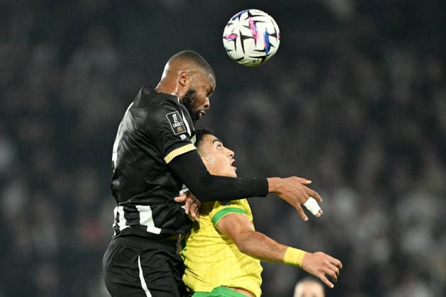 Angers SCO v FC Nantes - Ligue 1 McDonald s 2025 2026 04 Ousmane CAMARA (sco) - 31 Mostafa MOHAMED (fcn) during the Ligue 1 McDonald s match between Angers and Nantes at Stade Raymond Kopa on December 12, 2025 in Angers, France. Angers France  Copyright: xFEPx 776348236