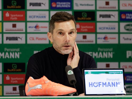 Deutschland: Fußball, 2. Bundesliga 2025 26, 16. Spieltag - SpVgg Greuther Fürth vs Hertha BSC - Sportpark Ronhof (Fürth): Pressekonferenz Stefan Leitl (Trainer Hertha BSC)