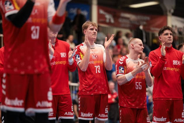 12.12.2025, Handball, Saison 2025 2026, 2. Handball Bundesliga, 15. Spieltag, TuSEM Essen - TuS N-Lübbecke, Finley Werschkull (TuSEM Essen), Oskar Kostuj (TuSEM Essen), Luis Buschhaus (TuSEM Essen), Essen Am Hallo NRW Deutschland xRHR-FOTO DEx Copyright: DennisxEwert RHR-FOTOx RHR-FOTO DE