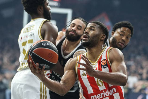 Partizan v Crvena Zvezda - EuroLeague BELGRADE, SERBIA - DECEMBER 12: Jared Butler (6) of Crvena Zvezda in action during EuroLeague round 15 basketball match between Partizan and Crvena Zvezda on December 12, 2025. Filip Stevanovic Anadolu Belgrade Serbia. Editorial use only. Please get in touch for any other usage.  Copyright: x2025xAnadoluxFilipxStevanovicx