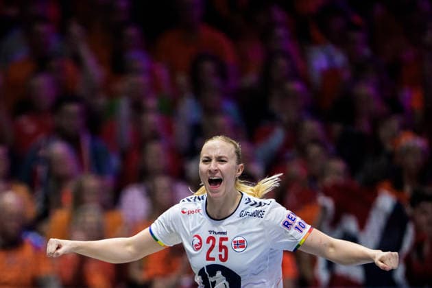 251212 Henny Ella Reistad of Norway celebrates scoring a goal during the IHF Women™s World Championship, WM, Weltmeisterschaft semifinal between Netherlands and Norway on December 12, 2025 in Rotterdam. Photo: Joel Marklund BILDBYRAN kod JM JM0756 bbeng handball handboll handball vm handball-vm handbolls-vm ihf handball world championship world handball championship 2025 world championship 2025 semifinal semifinals nederländerna norway norge netherlands dam jubel Copyright: JOELxMARKLUND BB251212JM066