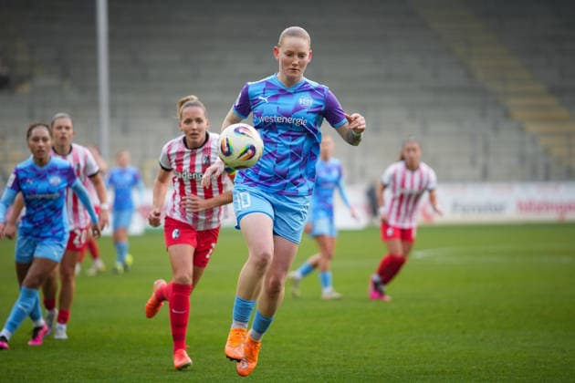 Fussball, Google Pixel Frauen-Bundesliga, 13 .Spieltag, 2025 2026, SC Freiburg vs. SGS Essen, 13.12.2025, Dreisamstadion, Freiburg,: 10 Natasha Kowalski (SGS ESSEN, 10) Freiburg Dreisamstadion Baden-Württemberg Deutschland Copyright: xFINLEYxMÖRCHx