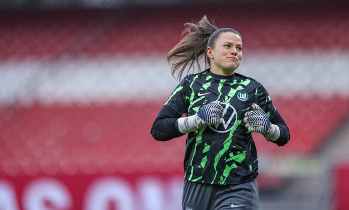 GER, Nürnberg, 1. FC Nürnberg vs VfL Wolfsburg, Google Pixel Bundesliga, Fussball, DFB, Spielzeit 2025 2026, Max-Morlock-Stadion, 13. Spieltag im Bild: Martina TufekoviÄ‡ (VfL Wolfsburg 21) vertritt heute die verletzte Stina Johannes (VfL Wolfsburg 1) gegen den FC Nürnberg DFB DFL REGULATIONS PROHIBIT ANY USE OF PHOTOGRAPHS AS IMAGE SEQUENCES AND OR QUASI-VIDEO, 13.12.2025 Copyright: HMBxMedia HendrikxHamelau