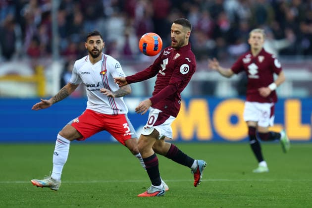 Torino Fc - US Cremonese Nikola Vlasic of Torino Fc in action during the Serie A match beetween Torino Fc and US Cremonese at Stadio Olimpico on Dcember 13, 2025 in Turin, Italy . Torino Stadio Olimpico Italy Copyright: xMarcoxCanonierox
