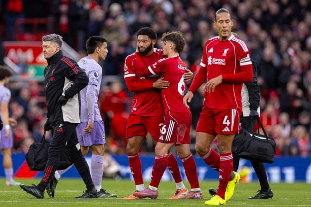 Football - FA Premier League - Liverpool FC v Brighton & Hove Albion FC LIVERPOOL, ENGLAND - Saturday, December 13, 2025: Liverpool s Joe Gomez is embraced by team-mate Milos Kerkez (R) as he walks off the pitch during the FA Premier League match between Liverpool FC and Brighton & Hove Albion FC at Anfield. (Photo by David Rawcliffe Propaganda) LIVERPOOL Anfield MERSEYSIDE ENGLAND  Copyright: xDavidxRawcliffex P2025-12-13-Liverpool_Brighton-52