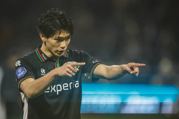 2025-12-13 Telstar v NEC Nijmegen - Dutch Eredivisie VELSEN, NETHERLANDS - DECEMBER 13: Kento Shiogai of NEC Nijmegen talks during the Dutch Eredivisie match between Telstar and NEC Nijmegen at 711 Stadion on December 13, 2025 in Velsen, Netherlands. Velsen 711 Stadion Netherlands Content not available for redistribution in The Netherlands directly or indirectly through any third parties. Copyright: xBroerxvanxdenxBoomx