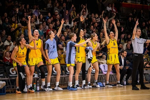 Basketball Berlin 13.12.2025 Saison 2025 2026 DBBL 1. Bundesliga Alba Berlin - TK Hannover Luchse Jubel Alba