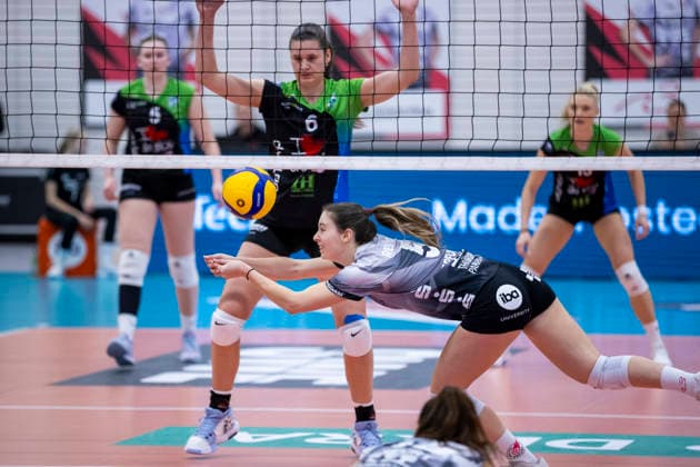 1. Volleyball Bundesliga Frauen: Schwarz-Weiss Erfurt vs. Skurios Volleys Borken; Erfurt; 13.12.2025 Emilie Respaut ( 5; Schwarz-Weiss Erfurt) 1. Volleyball Bundesliga Frauen: Schwarz-Weiss Erfurt vs. Skurios Volleys Borken; Riethsporthalle Erfurt; 13.12.2025 Copyright: xBEAUTIFULxSPORTS Duehringx