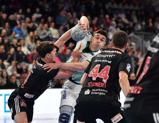 13.12.2025 - Handball - 1. Bundesliga DAIKIN HBL - Saison 2024 2025 - 17. Spieltag: HC Erlangen Metropolregion Nürnberg HCE - SC DHfK Leipzig - OGo - xOGox - Matej Klima (13, SC DHfK Leipzig )