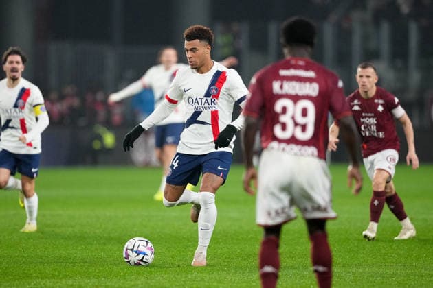FC Metz v Paris Saint-Germain - Ligue 1 McDonald s 2025 2026 14 Desire DOUE (psg) during the Ligue 1 McDonald s match between Metz and Paris at Stade Saint-Symphorien on December 13, 2025 in Metz, France. Metz France  Copyright: xFEPx 776348230