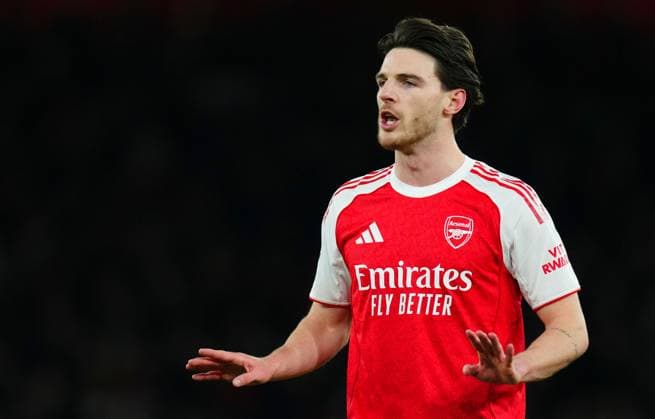Declan Rice of Arsenal Arsenal v Wolverhampton Wanderers, Premier League, Football, Emirates Stadium, London, UK - 13 Dec 2025London Emirates Stadium United Kingdom EDITORIAL USE ONLY No use with unauthorised audio, video, data, fixture lists, club league logos or live services. Online in-match use limited to 120 images, no video emulation. No use in betting, games or single club league player publications.  Copyright: xJavierxGarcia Shutterstockx 16081568l