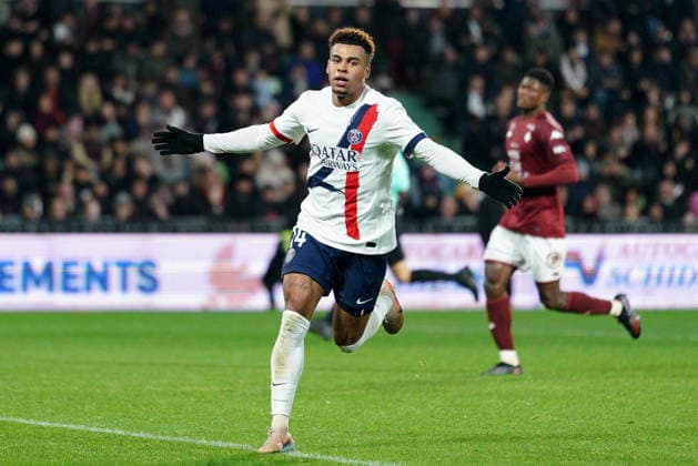 FC Metz v Paris Saint-Germain - Ligue 1 McDonald s 2025 2026 14 Desire DOUE (psg) during the Ligue 1 McDonald s match between Metz and Paris at Stade Saint-Symphorien on December 13, 2025 in Metz, France. Metz France  Copyright: xFEPx 776348230