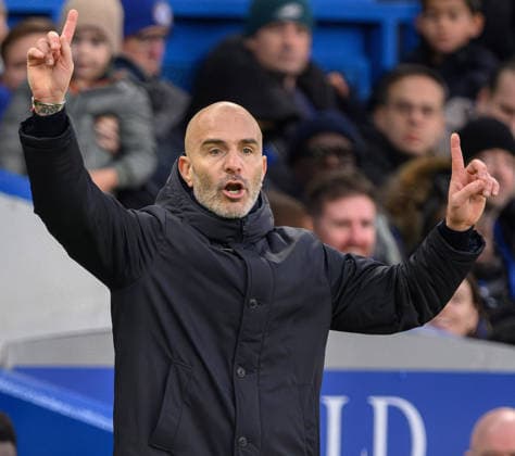 13 December 2025 - Chelsea v Everton - Premier League - Stamford Bridge - London. 13 DECEMBER 2025 - LONDON Chelsea v Everton - Premier League - Stamford Bridge - London. Chelsea Manager Enzo Maresca. Picture : Mark Pain LONDON England  Copyright: xMarkxPainx