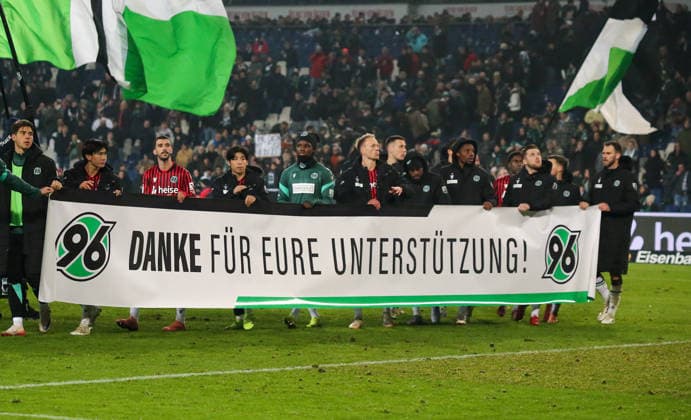 Deutschland: Fussball 2.Bundesliga 2025 26, 16. Spieltag - Hannover 96 vs VfL Bochum - Heinz von Heiden Arena Stadion (Hannover): Hannover