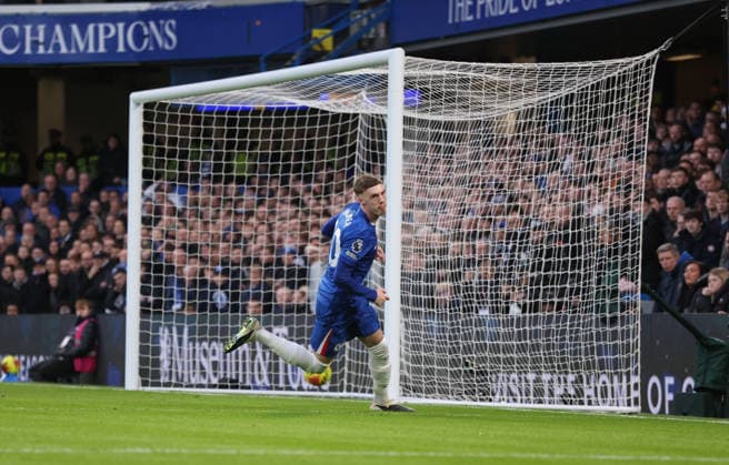 Cole Palmer (C) celebrates scoring the first Chelsea goal at the Chelsea v Everton EPL match, at Stamford Bridge, London, UK on 13th December, 2025. 