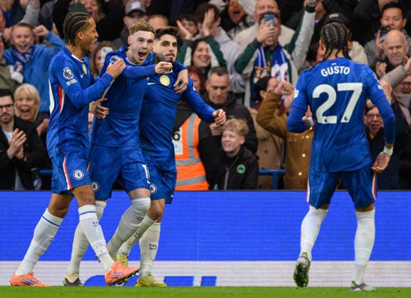 13 December 2025 - Chelsea v Everton - Premier League - Stamford Bridge - London. 13 DECEMBER 2025 - LONDON Chelsea v Everton - Premier League - Stamford Bridge - London. Cole Palmer celebrates his goal. Picture : Mark Pain LONDON England  Copyright: xMarkxPainx