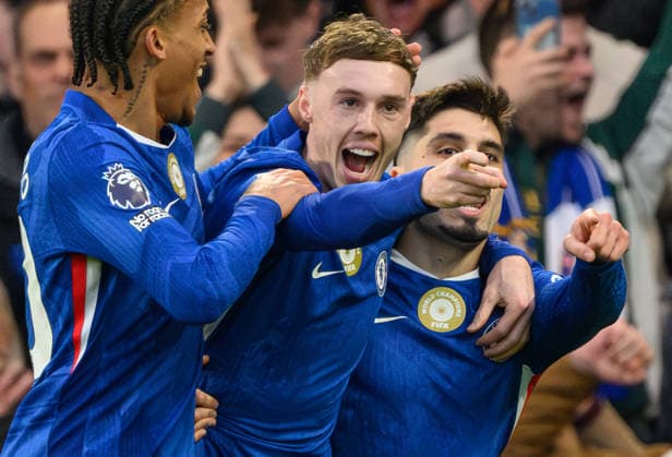 13 December 2025 - Chelsea v Everton - Premier League - Stamford Bridge - London. 13 DECEMBER 2025 - LONDON Chelsea v Everton - Premier League - Stamford Bridge - London. Cole Palmer celebrates his goal. Picture : Mark Pain LONDON England  Copyright: xMarkxPainx