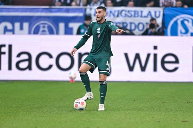 14.12.2025, Fussball, 2. Bundesliga, Saison 2025 2026, 16. Spieltag, FC Schalke 04 - 1.FC Nürnberg, Hasan Kurucay (FC Schalke 04) xRHR-FOTO YYx