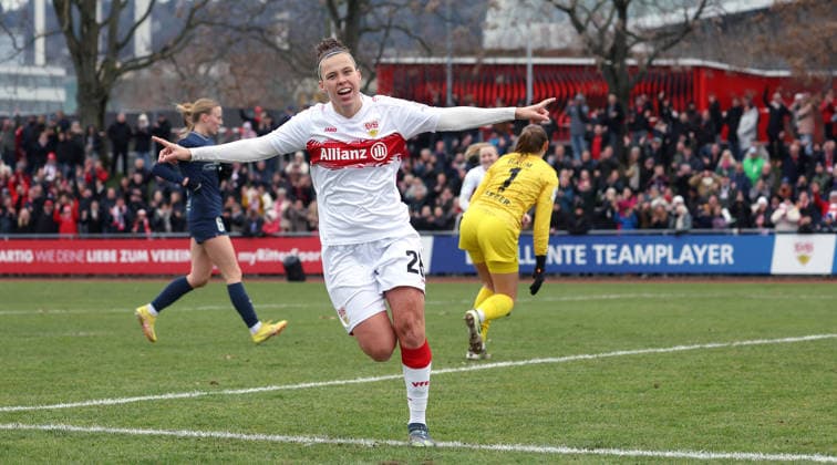 BAU 14.12.2025 Stuttgart Fußball Frauen VfB Stuttgart vs. SC Sand, Jubel über das Tor zum 2:0 von Torschützin Nicole Billa (VfB)