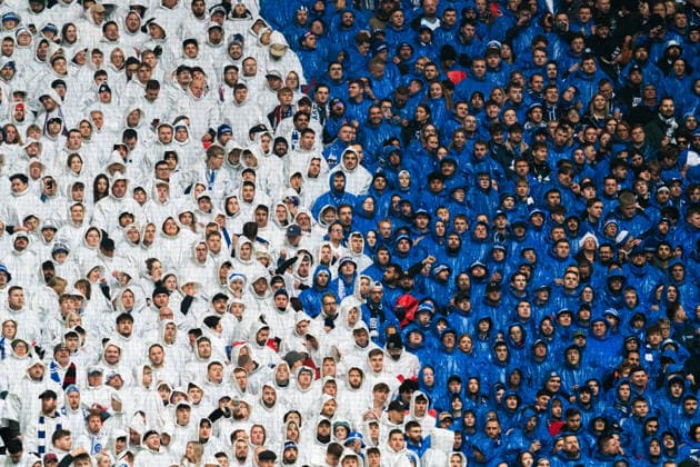 Deutschland: 2. Bundesliga 2025 26, 14. Spieltag - FC Schalke 04 vs. 1. FC Nürnberg - 14.12.2025 - Veltins-Arena (Gelsenkirchen, Nordrhein-Westfalen) Fan Choreografie