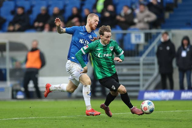 14.12.2025, Fussball 2. Bundesliga, SV Darmstadt 98 - SC Preußen Münster, emonline, emspor, despor, v.l., Kai Klefisch (SV Darmstadt 98), Joshua Mees (SC Preußen Münster) DFL DFB REGULATIONS PROHIBIT ANY USE OF PHOTOGRAPHS AS IMAGE SEQUENCES AND OR QUASI-VIDEO. xdcx