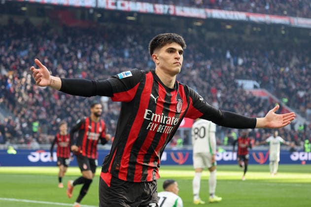 Foto IPP Roberto Bregani Milano 14-12-2025 Calcio Campionato di Serie A 2025 2026, Milan- Sassuolo Nella foto l esultanza di Davide Bartesaghi del Milan. Italy Photo Press World Copyright. italy ITALY  Copyright: xR4924_italyphotopressx