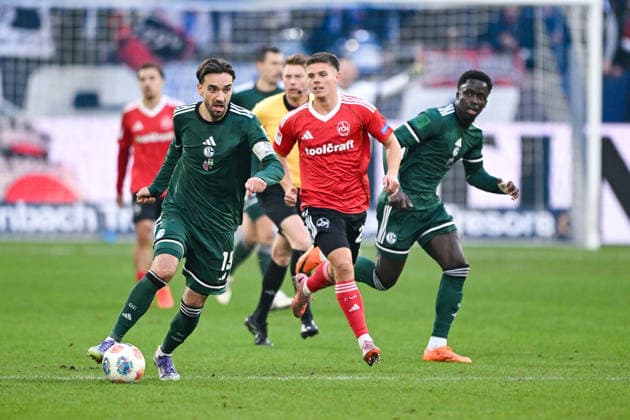 14.12.2025, Fussball, 2. Bundesliga, Saison 2025 2026, 16. Spieltag, FC Schalke 04 - 1.FC Nürnberg, Kenan Karaman (FC Schalke 04) xRHR-FOTO YYx
