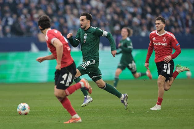 Kenan Karaman (FC Schalke 04) beim Spiel der 2. Bundesliga (Saison 2025 26) FC Schalke 04 - 1. FC Nürnberg Copyright: Thomas Pakusch