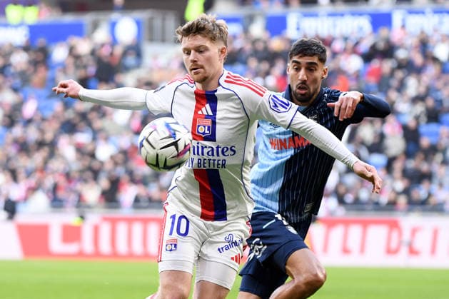 Olympique Lyonnais v Le Havre AC - Ligue 1 McDonald s 2025 2026 18 Yanis ZOUAOUI (hac) - 10 Pavel SULC (ol) during the Ligue 1 McDonald s match between Lyon and Le Havre at Groupama Stadium on December 14, 2025 in Lyon, France. Lyon France  Copyright: xFEPx 776348232