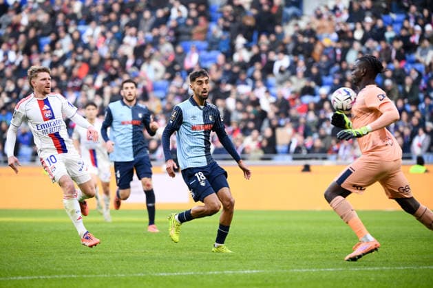 Olympique Lyonnais v Le Havre AC - Ligue 1 McDonald s 2025 2026 18 Yanis ZOUAOUI (hac) during the Ligue 1 McDonald s match between Lyon and Le Havre at Groupama Stadium on December 14, 2025 in Lyon, France. Lyon France  Copyright: xFEPx 776348232