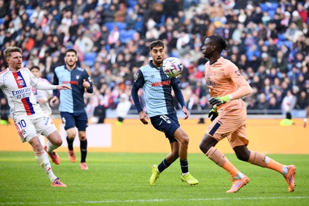 Olympique Lyonnais v Le Havre AC - Ligue 1 McDonald s 2025 2026 18 Yanis ZOUAOUI (hac) during the Ligue 1 McDonald s match between Lyon and Le Havre at Groupama Stadium on December 14, 2025 in Lyon, France. Lyon France  Copyright: xFEPx 776348232
