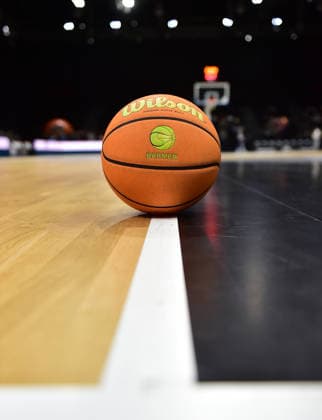 14.12.2025 - Basketball - Saison 2025 2026 - 2. Bundesliga Pro-A - 12. Spieltag: Nürnberg Falcons Basketball Club NBC - Artland Dragons - OGo - xogox - Symbolbild Symbolfoto Feature Impression - Trainingsball Ball Spielball
