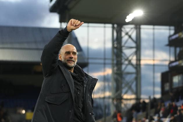 14th December 2025; Selhurst Park, Selhurst, London, England; Premier League Football, Crystal Palace versus Manchester City; Manchester City manager Pep Guardiola thanking the fans after the match  KatiexChan