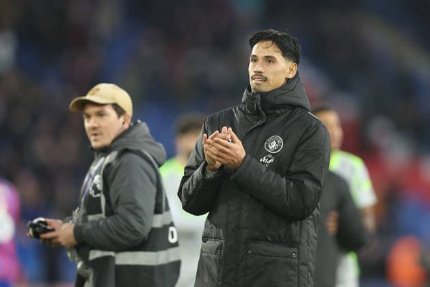 14th December 2025; Selhurst Park, Selhurst, London, England; Premier League Football, Crystal Palace versus Manchester City; Tijjani Reijnders of Manchester City thanking the fans after the match  KatiexChan