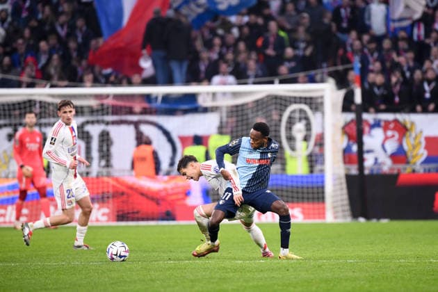 Olympique Lyonnais v Le Havre AC - Ligue 1 McDonald s 2025 2026 17 Afonso MOREIRA (ol) - 11 Godson KYEREMEH (hac) during the Ligue 1 McDonald s match between Lyon and Le Havre at Groupama Stadium on December 14, 2025 in Lyon, France. Lyon France  Copyright: xFEPx 776348232
