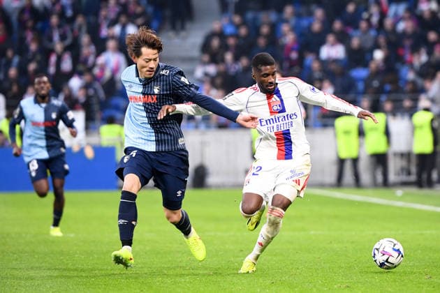Olympique Lyonnais v Le Havre AC - Ligue 1 McDonald s 2025 2026 15 Ayumu SEKO (hac) - 22 Clinton MATA PEDRO LOURENCO (ol) during the Ligue 1 McDonald s match between Lyon and Le Havre at Groupama Stadium on December 14, 2025 in Lyon, France. Lyon France  Copyright: xFEPx 776348232