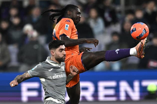 Mp Firenze 14 12 2025 - campionato di calcio serie A Fiorentina-Hellas Verona foto Matteo Papini Image nella foto: Moise Kean-Unai Nunez 