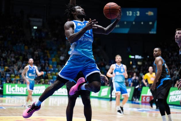 Isaiah Swope (Frankfurt Skyliners, 01) GER, BBL, Frankfurt Skyliners vs. Science City Jena, SV Basketball, 1. Bundesliga, 10 Spieltag, Saison 2025 2026 14.12.2025 Eibner-Pressefoto Attila Ziga GER, BBL, Frankfurt Skyliners vs. Science City Jena, SV Basketball, 1. Bundesliga, 10 Spieltag, Saison 2025 2026 14.12.2025 Frankfurt am Main Copyright: xEibner-Pressefotox EP_AZA