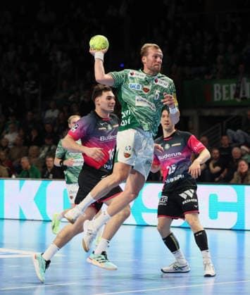 GER HBL Saison 2025 2026 FÜCHSE Berlin vs HSG Wetzlar, 14.12.25, Max-Schmeling-Halle, Berlin, Max DARJ (Füchse Berlin 5)