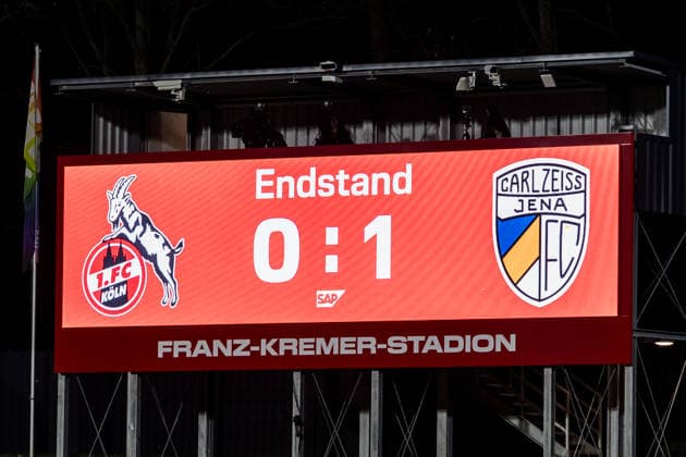 Google Pixel Frauen-Bundesliga, 1. FC Köln - FC Carl Zeiss Jena; 14.12.2025 Ende in Köln 0:1 Google Pixel Frauen-Bundesliga, 1. FC Köln - FC Carl Zeiss Jena, Köln, Franz-Kremer-Stadion am 14.12.2025 DFB REGULATIONS PROHIBIT ANY USE OF PHOTOGRAPHS AS IMAGE SEQUENCES AND OR QUASI-VIDEO. Copyright: xBEAUTIFULxSPORTS Wunderlx