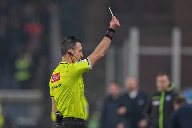 the referee during the Serie A soccer match between Genoa and Inter at the Luigi Ferraris Stadium in Genoa, Italy - Sunday, December 14, 2025. - Soccer .  Copyright: xTanoxPecoraro LaPressex